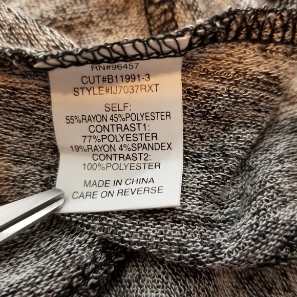 Eyeshadow top - Picture 5 of 8